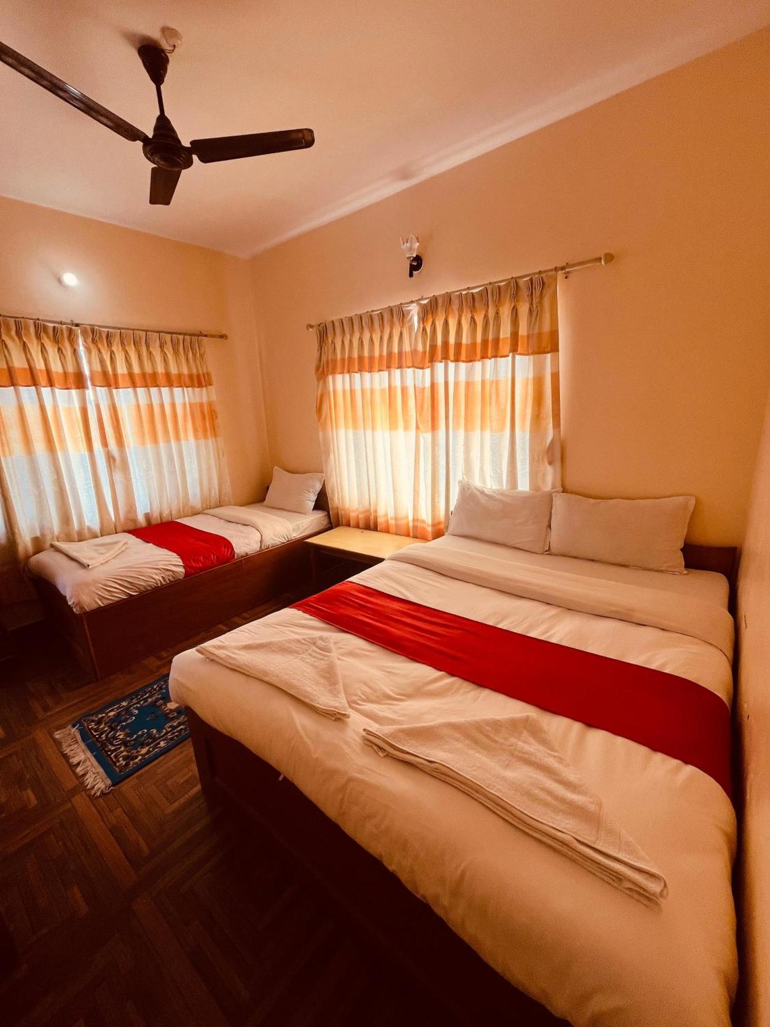 Hotel Global Inn Похара Екстериор снимка