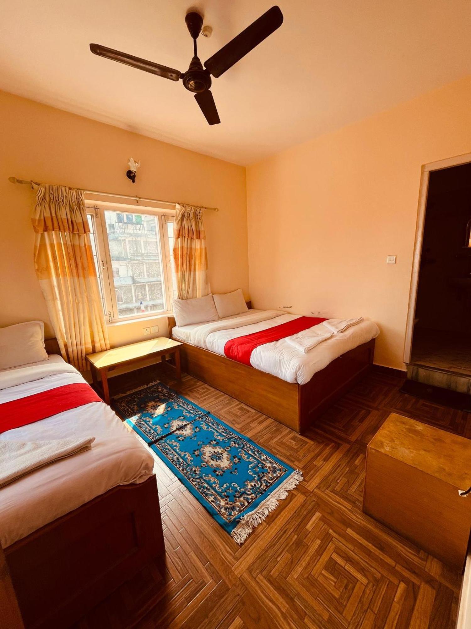 Hotel Global Inn Похара Екстериор снимка