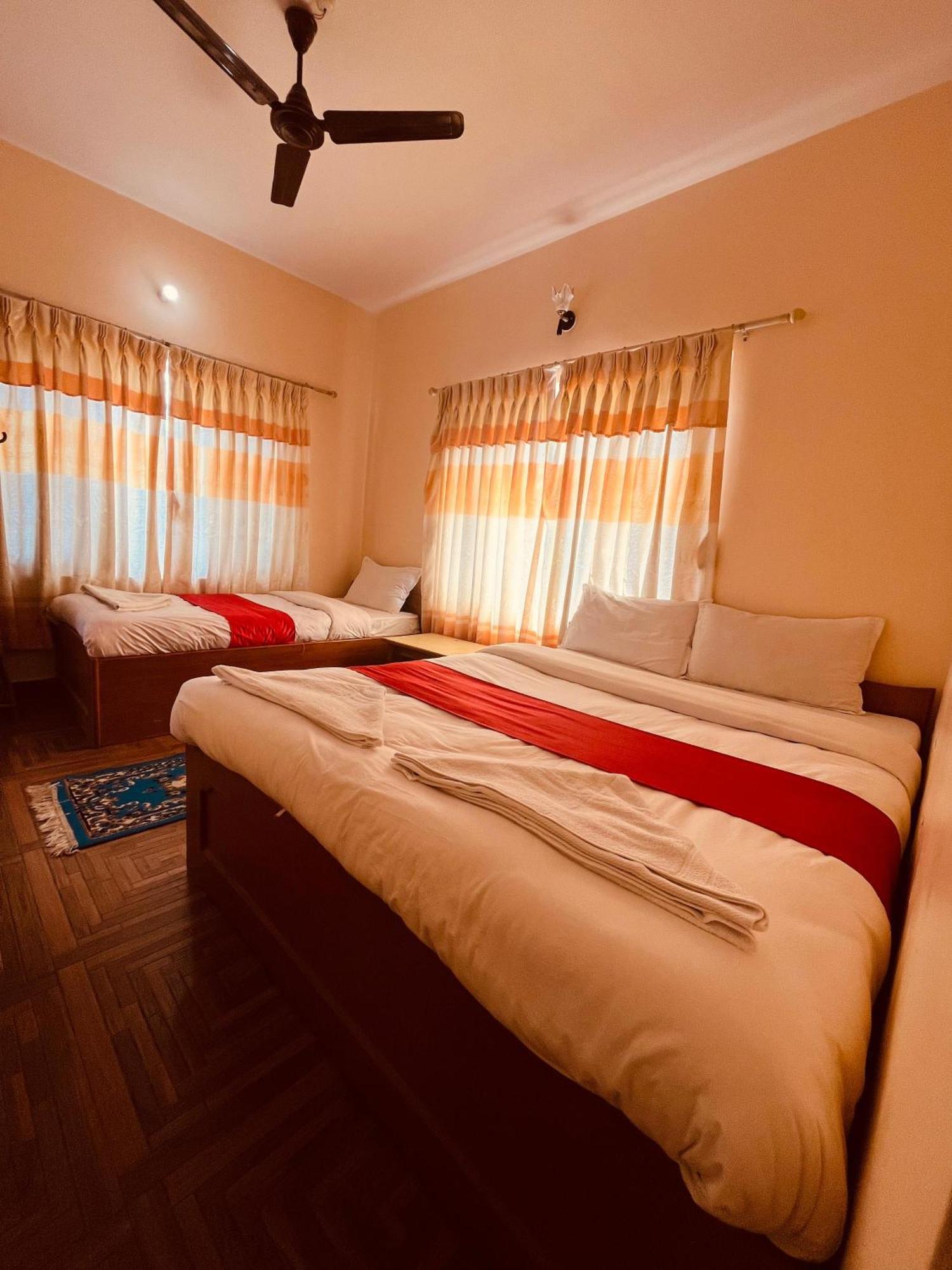 Hotel Global Inn Похара Екстериор снимка