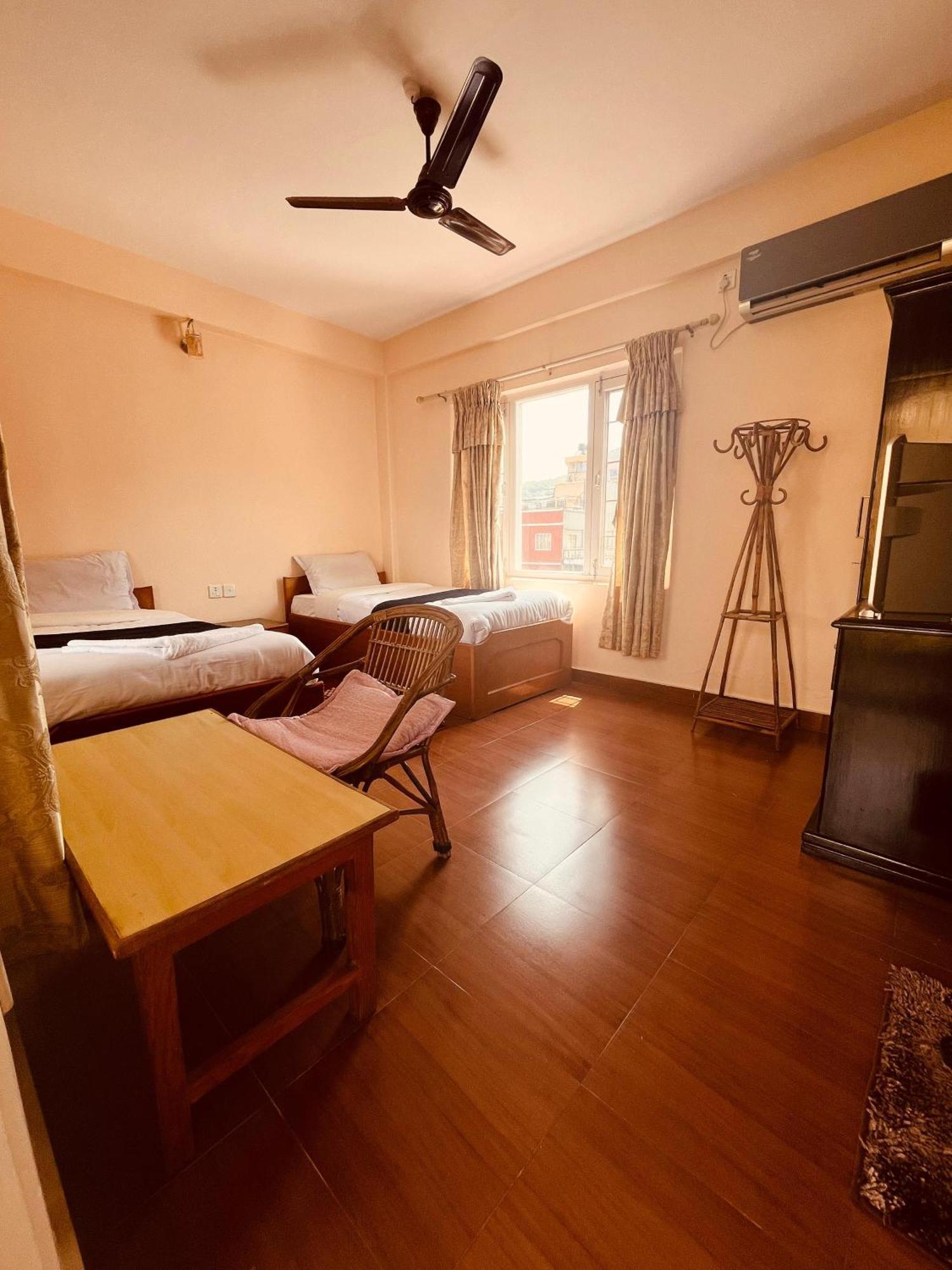 Hotel Global Inn Похара Екстериор снимка