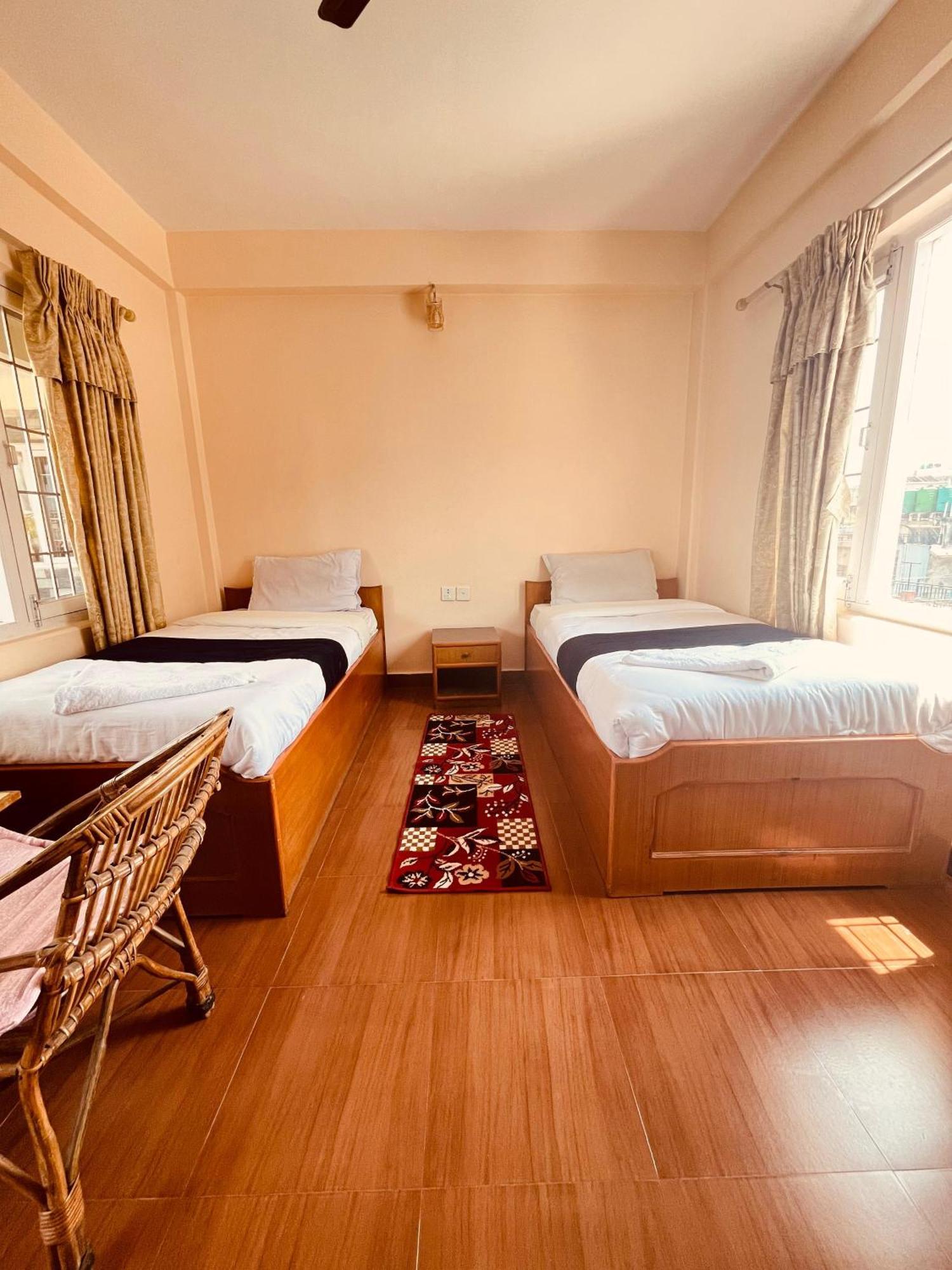 Hotel Global Inn Похара Екстериор снимка